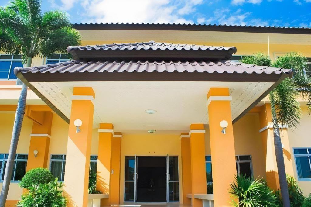 Rajapruek Place Chiang Mai Exterior foto